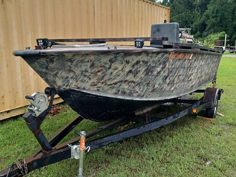 STARCRAFT DUCK BOAT